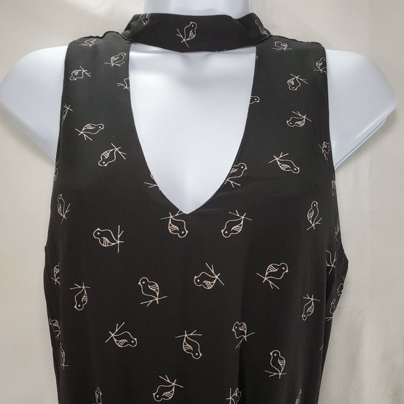 Women's V-neck mini black dress with braided belt - Picture 2 of 6